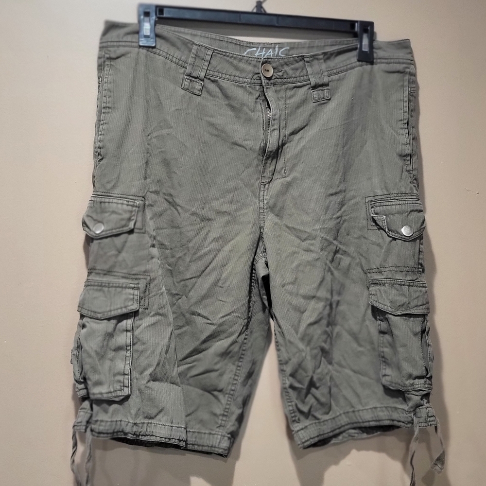 Chalc Olive Green Cargo Shorts Waist 36